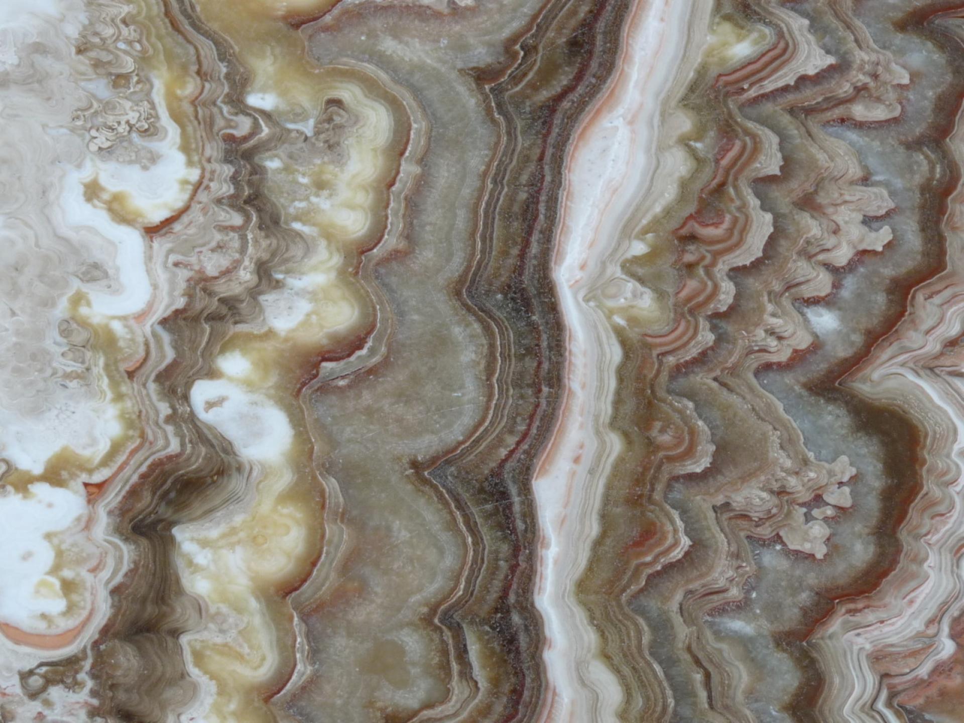 Dalle d'agate polie visible à l'Opéra National de Pékin (Pékin, Chine, 2009).
© BRGM - Nicolas Charles
Agate